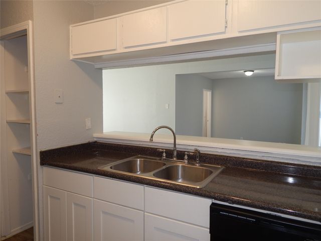 6715 Whiteridge Drive, Dallas, TX 75217