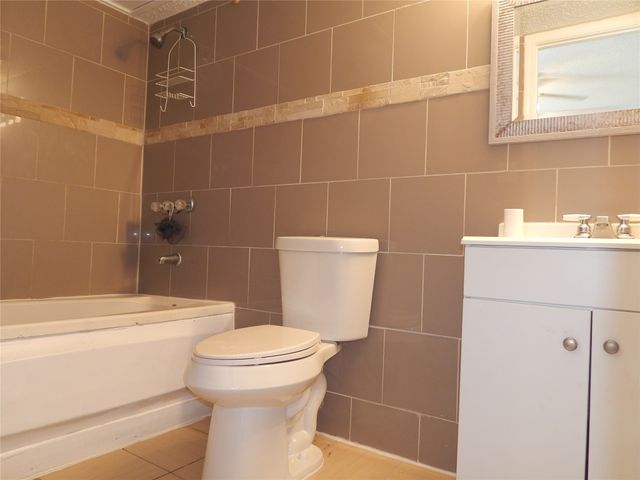 6715 Whiteridge Drive, Dallas, TX 75217