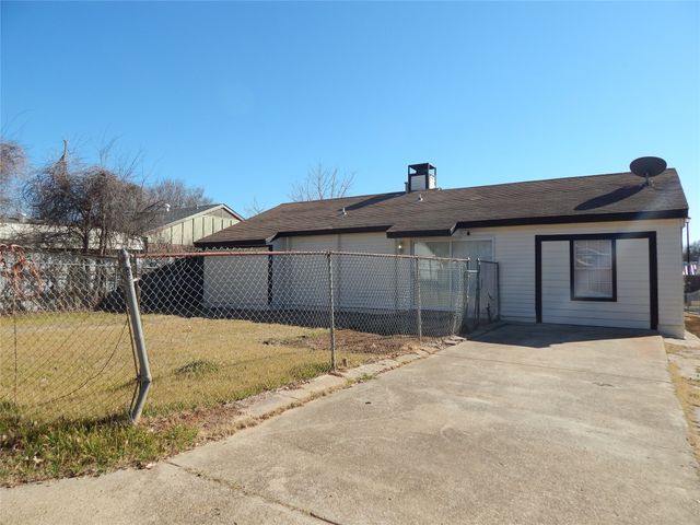 6715 Whiteridge Drive, Dallas, TX 75217