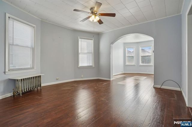 18 2nd Street, Clifton, NJ 07011