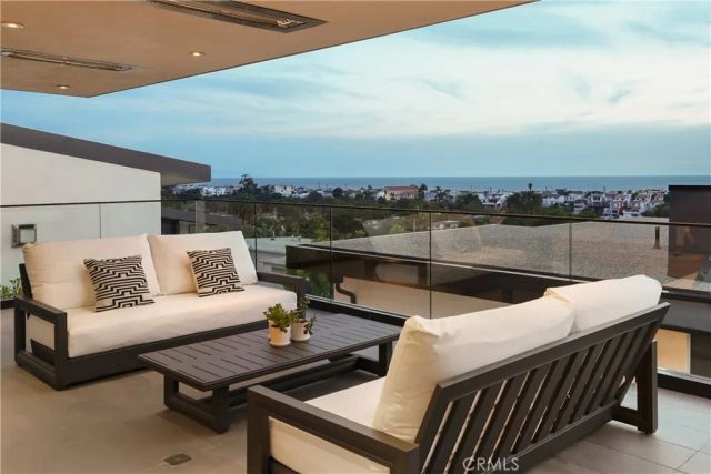 724 24th Place, Hermosa Beach, CA 90254