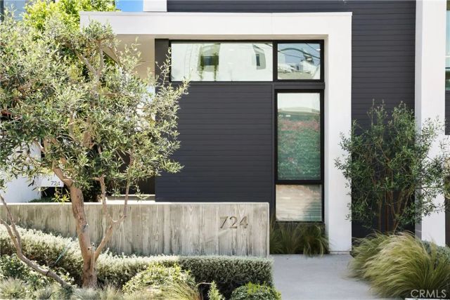 724 24th Place, Hermosa Beach, CA 90254