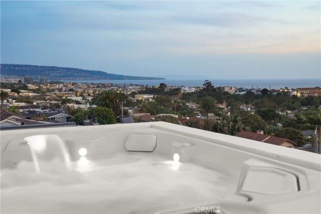 724 24th Place, Hermosa Beach, CA 90254