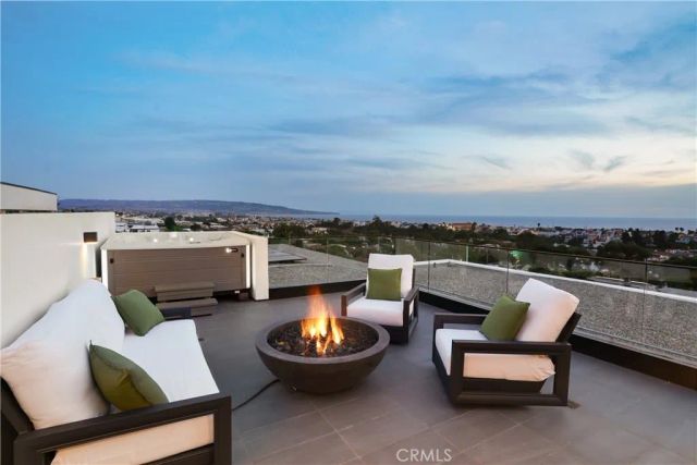 724 24th Place, Hermosa Beach, CA 90254