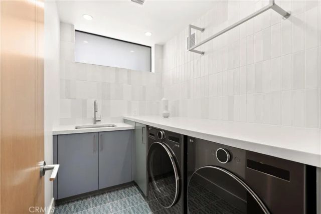 724 24th Place, Hermosa Beach, CA 90254