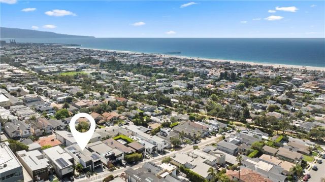 724 24th Place, Hermosa Beach, CA 90254