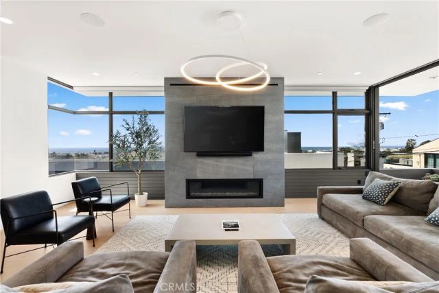 724 24th Place, Hermosa Beach, CA 90254