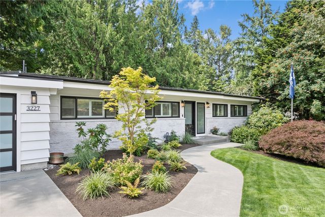 3227 103rd Place NE, Bellevue, WA 98004