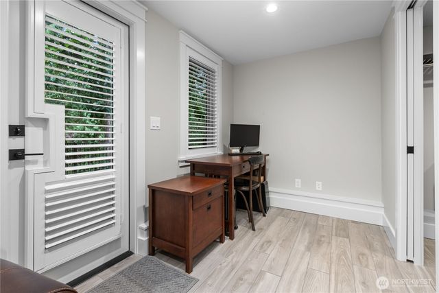 3227 103rd Place NE, Bellevue, WA 98004