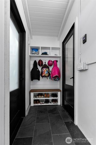 3227 103rd Place NE, Bellevue, WA 98004