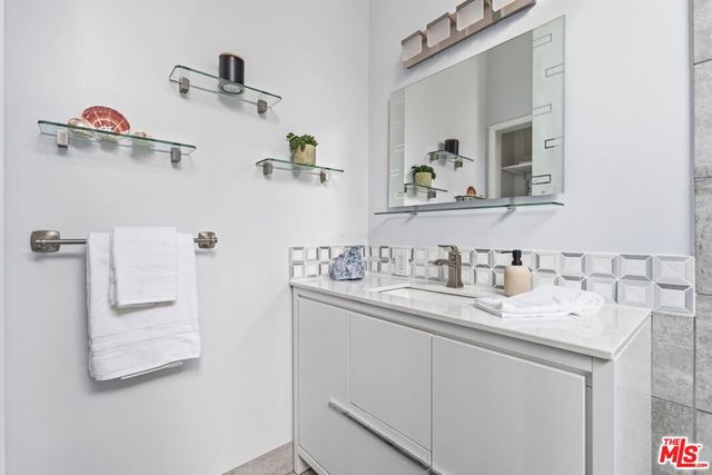 3047 Hermosa Avenue, La Crescenta, CA 91214