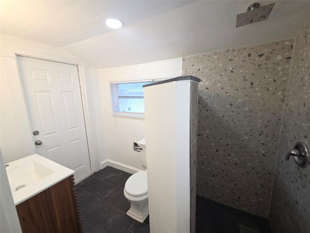 414 Ardmore Rd, West Palm Beach, FL 33401
