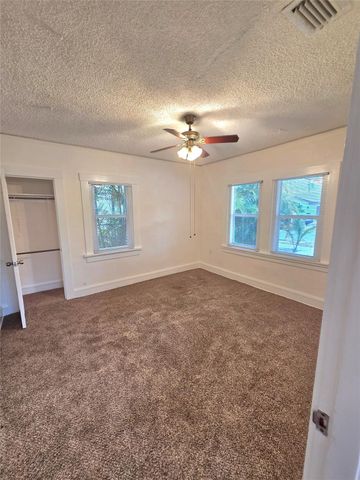 414 Ardmore Rd, West Palm Beach, FL 33401