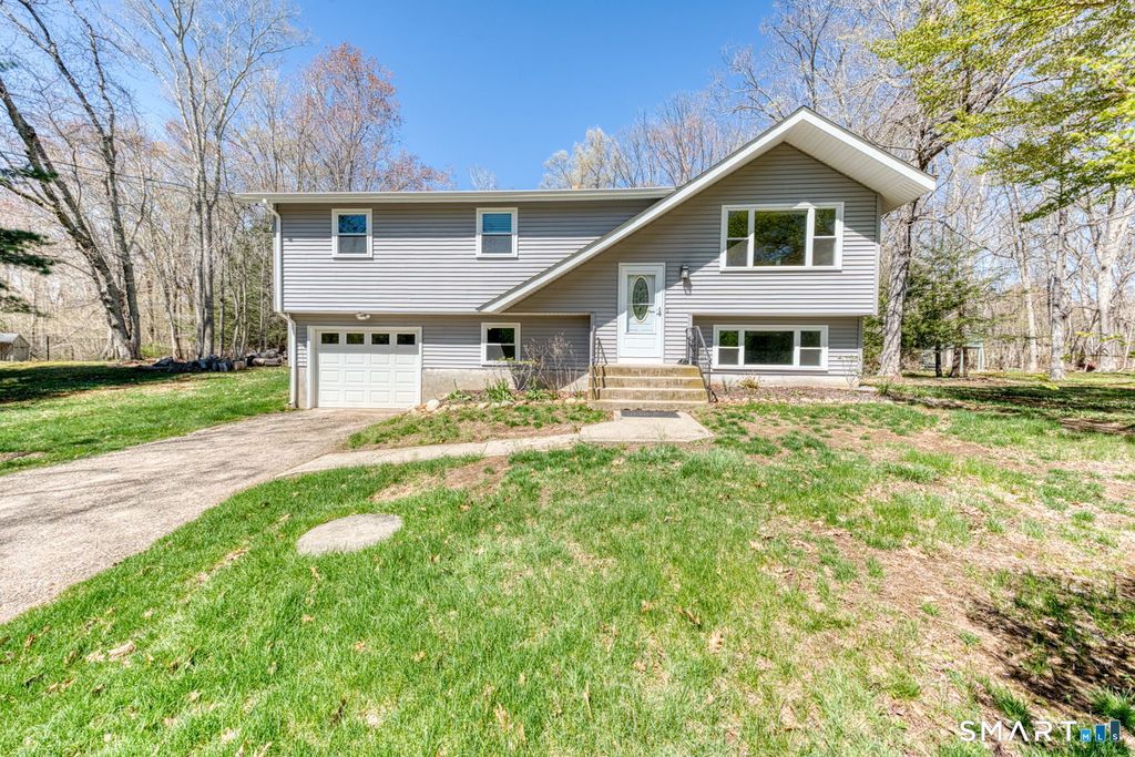371 Warrenville Road, Mansfield, CT 06250
