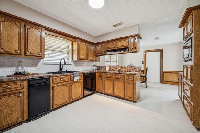 4606 Santiago Street, Pasadena, TX 77504