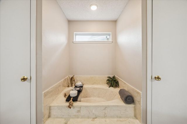 4606 Santiago Street, Pasadena, TX 77504