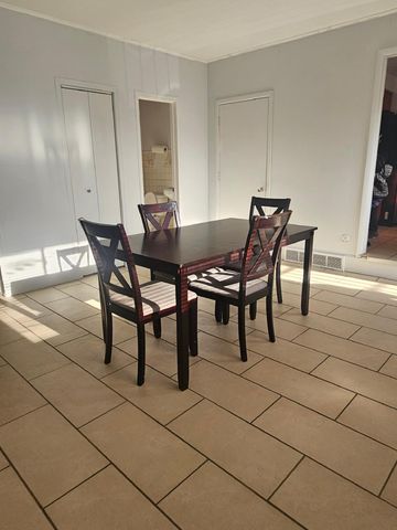 23100 Mapleridge Drive, Southfield, MI 48075