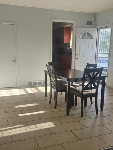 23100 Mapleridge Drive, Southfield, MI 48075