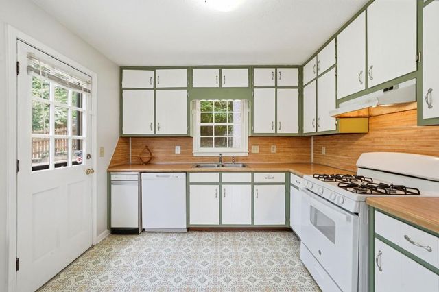 2604 Sunset Drive NE, Atlanta, GA 30345