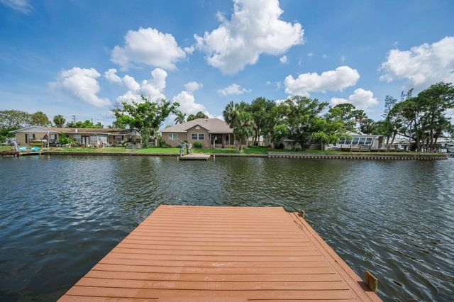 1310 41ST AVENUE NE, St Petersburg, FL 33703