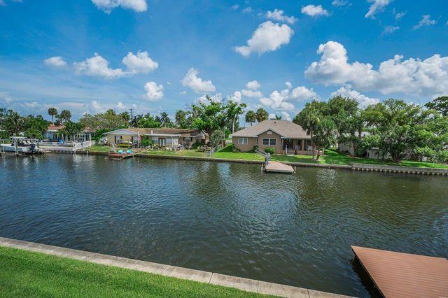 1310 41ST AVENUE NE, St Petersburg, FL 33703