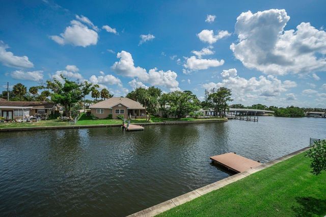 1310 41ST AVENUE NE, St Petersburg, FL 33703