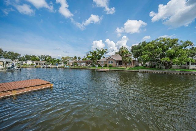 1310 41ST AVENUE NE, St Petersburg, FL 33703