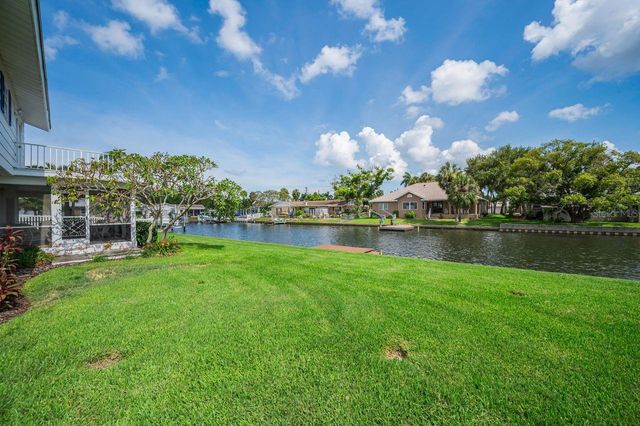 1310 41ST AVENUE NE, St Petersburg, FL 33703