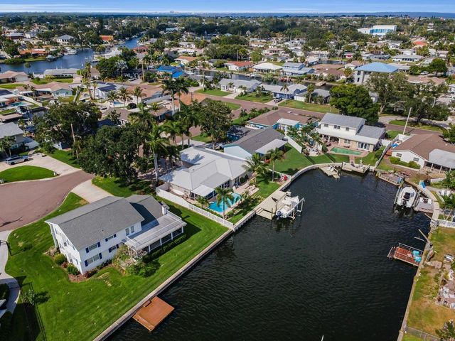 1310 41ST AVENUE NE, St Petersburg, FL 33703
