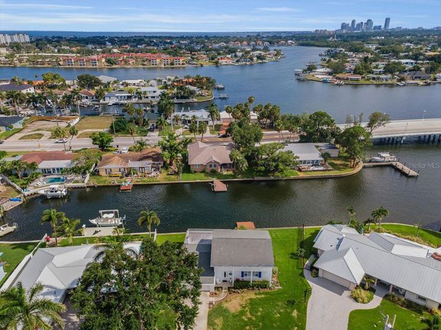 1310 41ST AVENUE NE, St Petersburg, FL 33703