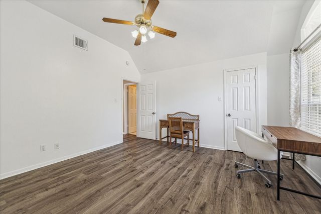 14131 Lake Trail Drive, Sugar Land, TX 77498