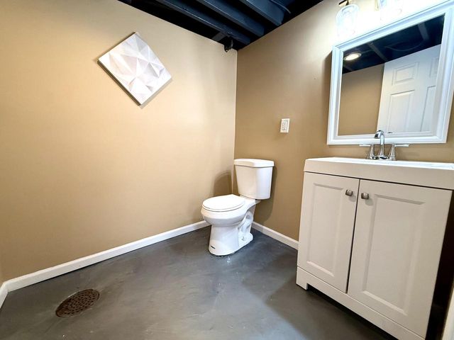 7009 Carmen AVENUE, Milwaukee, WI 53218