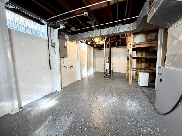 7009 Carmen AVENUE, Milwaukee, WI 53218