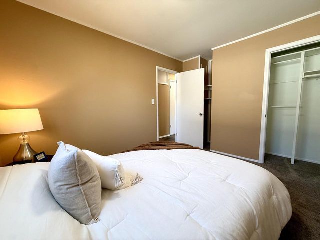 7009 Carmen AVENUE, Milwaukee, WI 53218