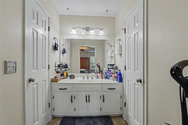 4641 Sequoia Drive, Lilburn, GA 30047