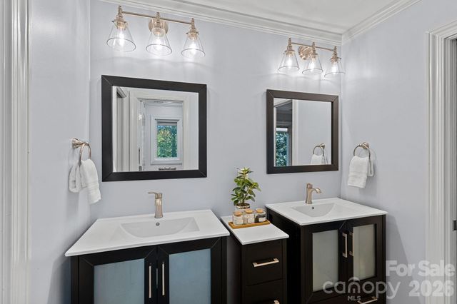 20338 Christofle Drive, Cornelius, NC 28031