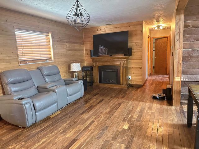 304 7th Street, Huntington, WV 25705