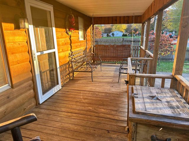 304 7th Street, Huntington, WV 25705