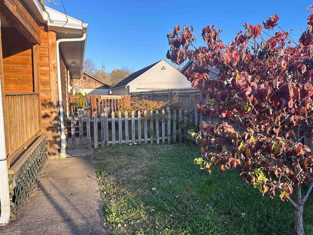 304 7th Street, Huntington, WV 25705