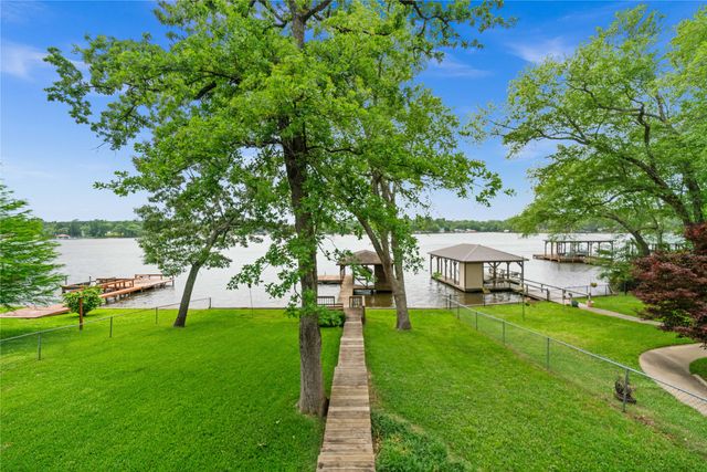 227 Callender Lake Drive, Murchison, TX 75778
