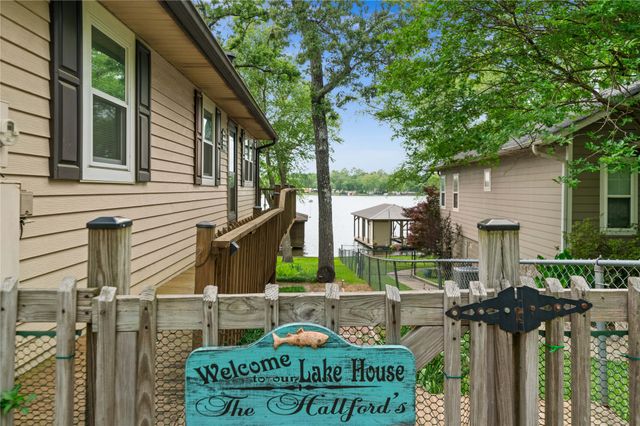 227 Callender Lake Drive, Murchison, TX 75778