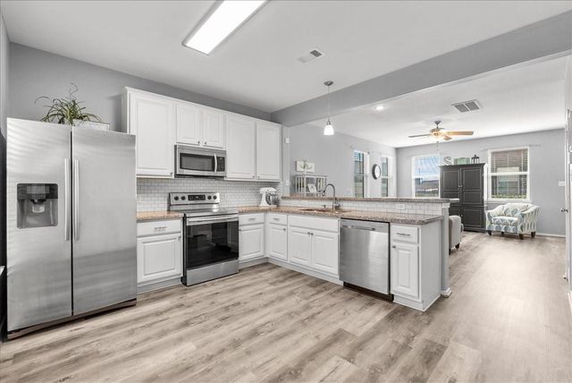 1937 Kemah Village Drive, Kemah, TX 77565