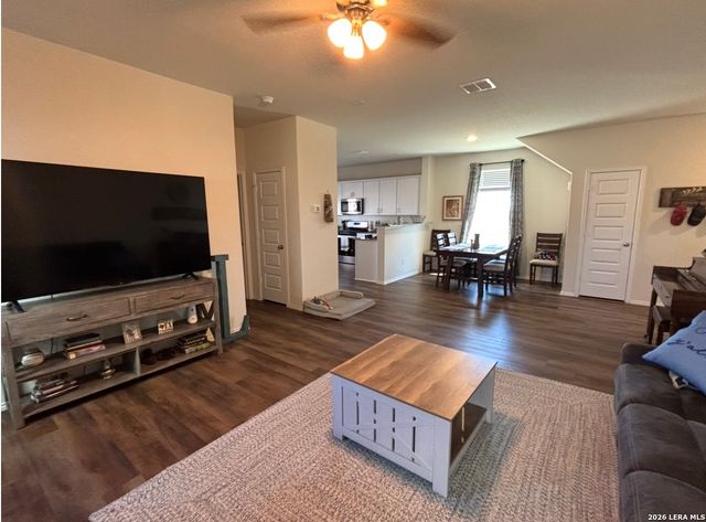 109 Acorn, Boerne, TX 78006