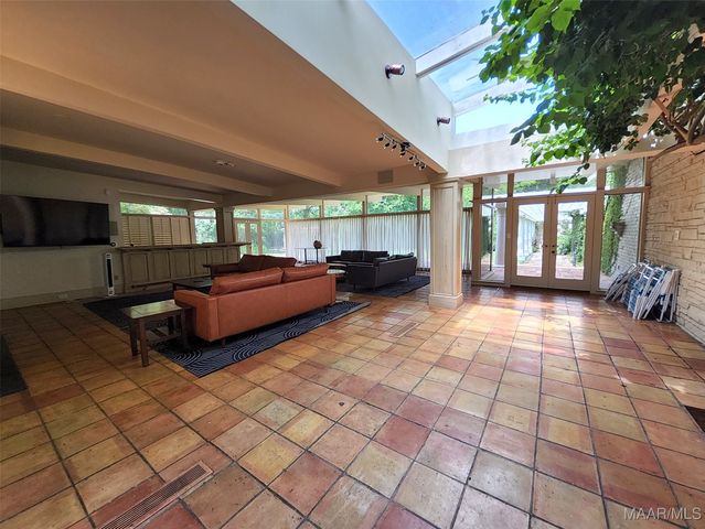 1944 S Hull Street, Montgomery, AL 36104