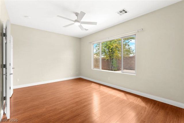 6059 Wheat Penny Avenue, Las Vegas, NV 89122