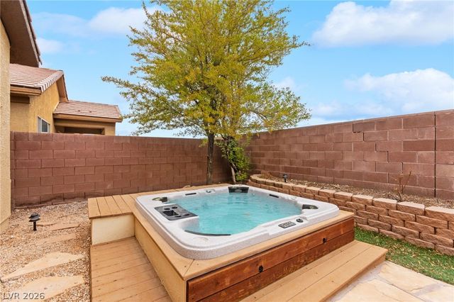 6059 Wheat Penny Avenue, Las Vegas, NV 89122
