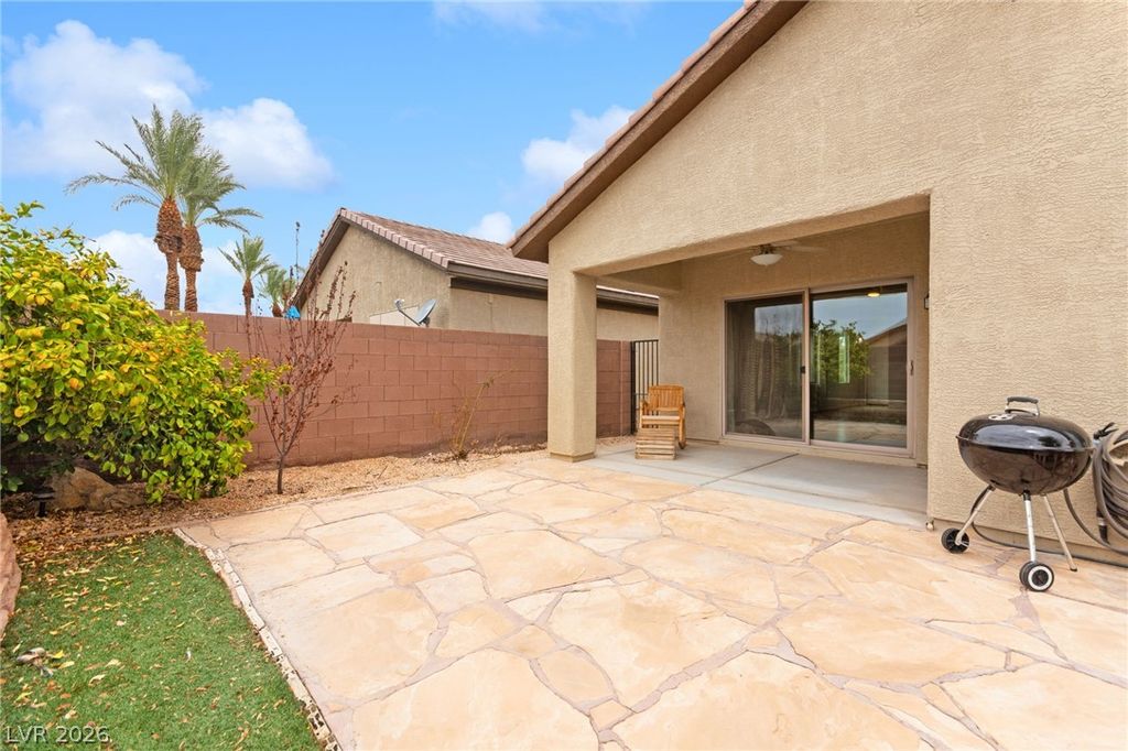 6059 Wheat Penny Avenue, Las Vegas, NV 89122 — photo 3