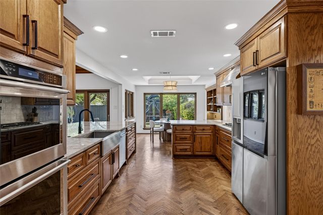 7108 Hunters Ridge Drive, Dallas, TX 75248