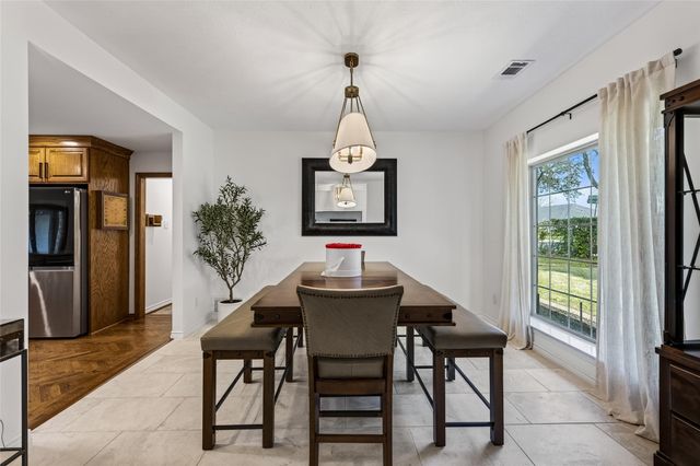 7108 Hunters Ridge Drive, Dallas, TX 75248