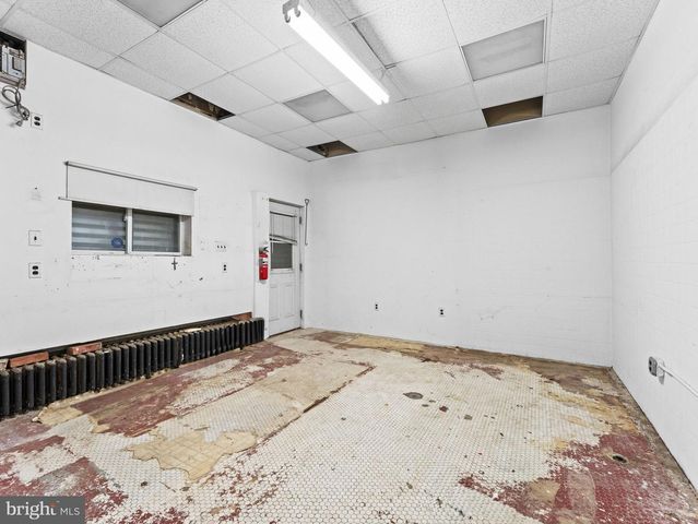 2053 S CLEVELAND ST, Philadelphia, PA 19145